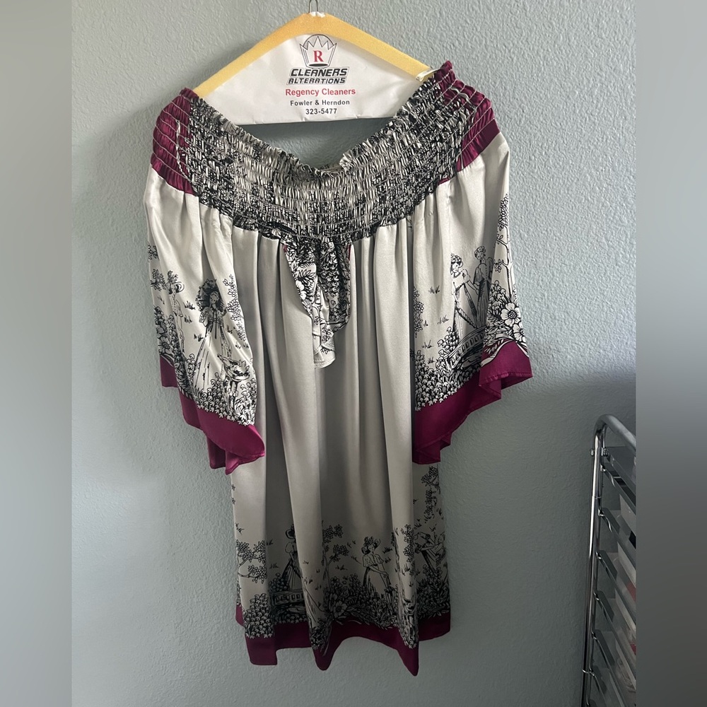 M/L off shoulder dress